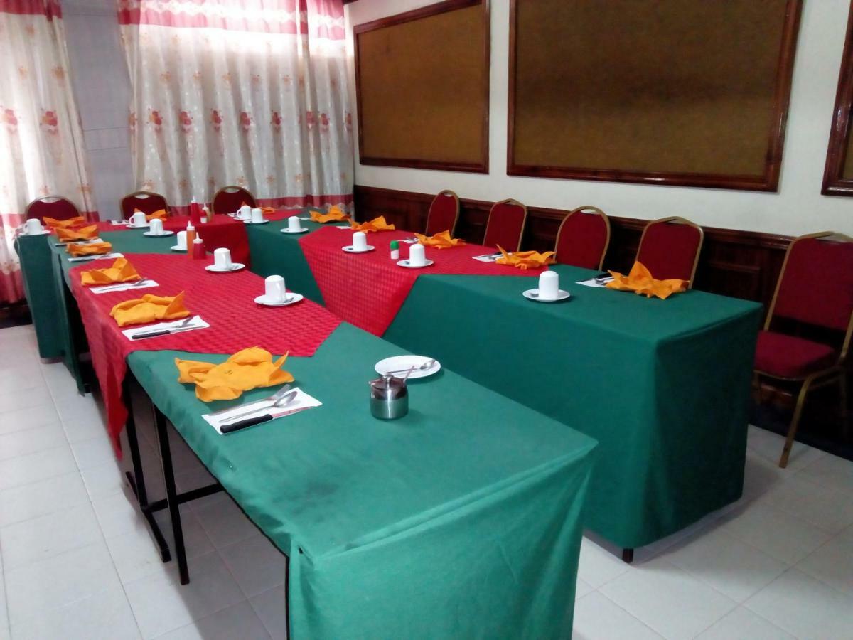 Nanyuki Ibis Hotel Dış mekan fotoğraf