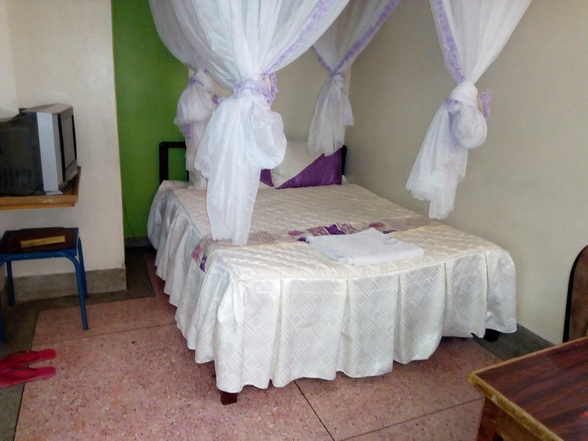 Nanyuki Ibis Hotel Dış mekan fotoğraf