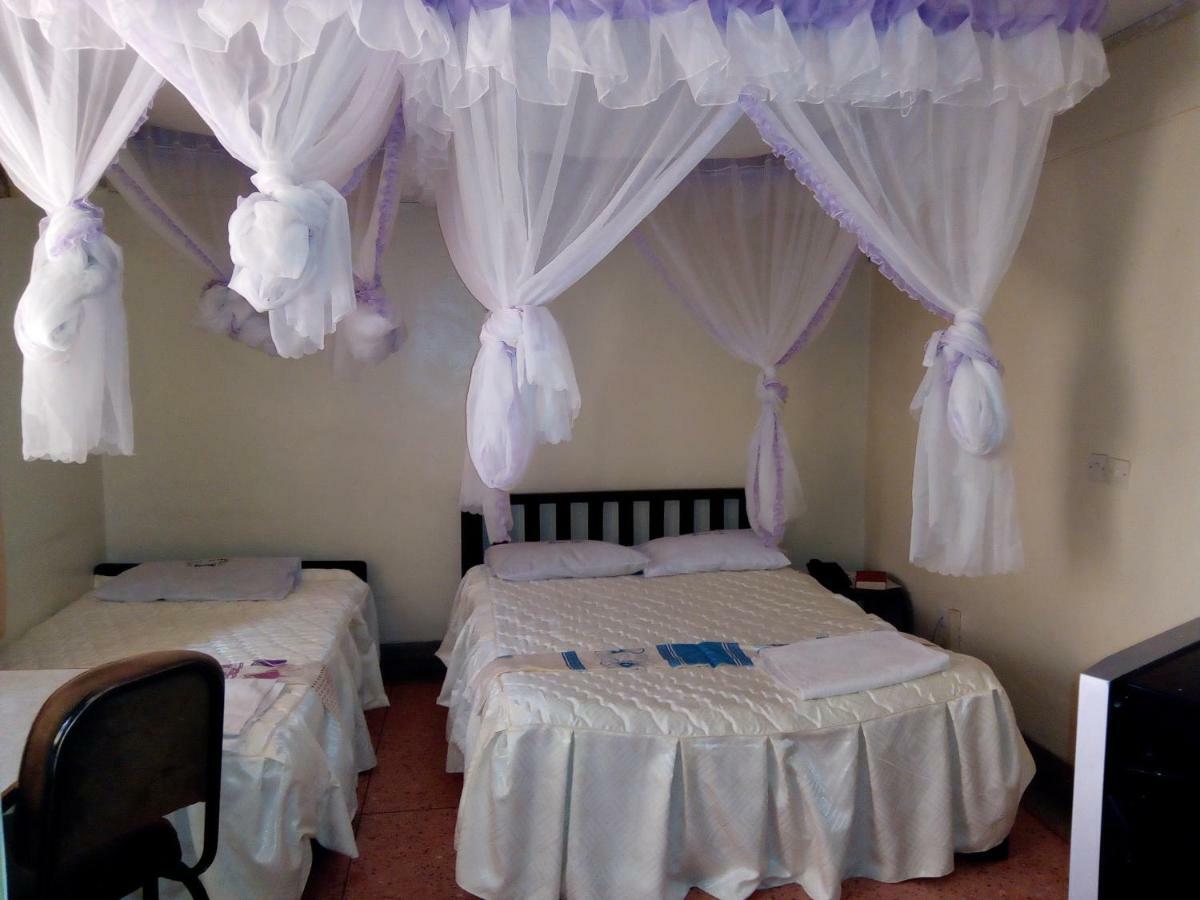 Nanyuki Ibis Hotel Dış mekan fotoğraf